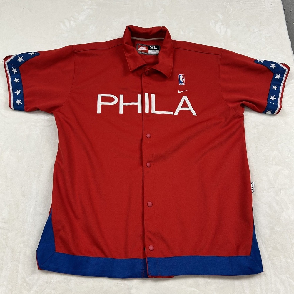 Nike Warm Up Shirt Mens XL Red Philadelphia 76ers PHILA Snap Front Short Sleeve